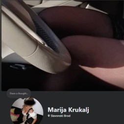 Mari44's avatar